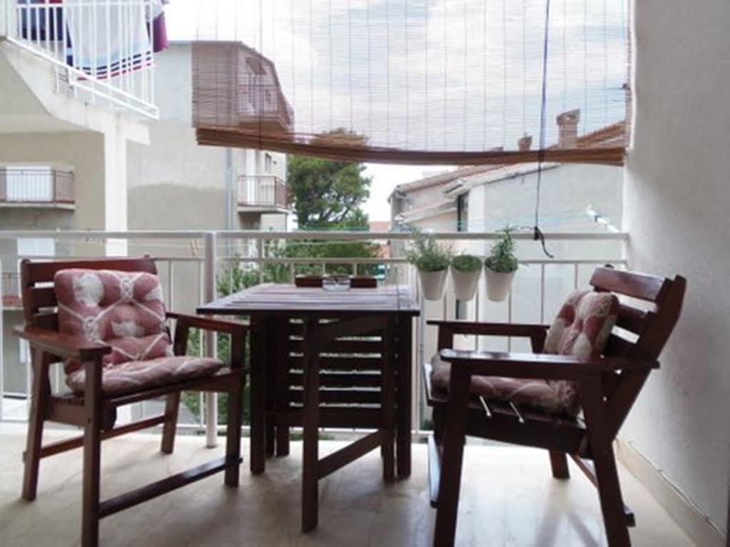 מאקרסקה Apartments Anica & Gabriela מראה חיצוני תמונה