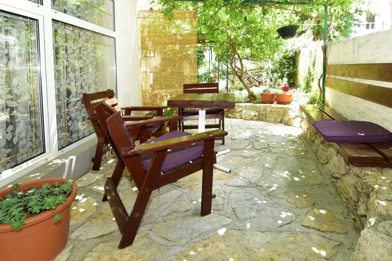 מאקרסקה Apartments Anica & Gabriela מראה חיצוני תמונה