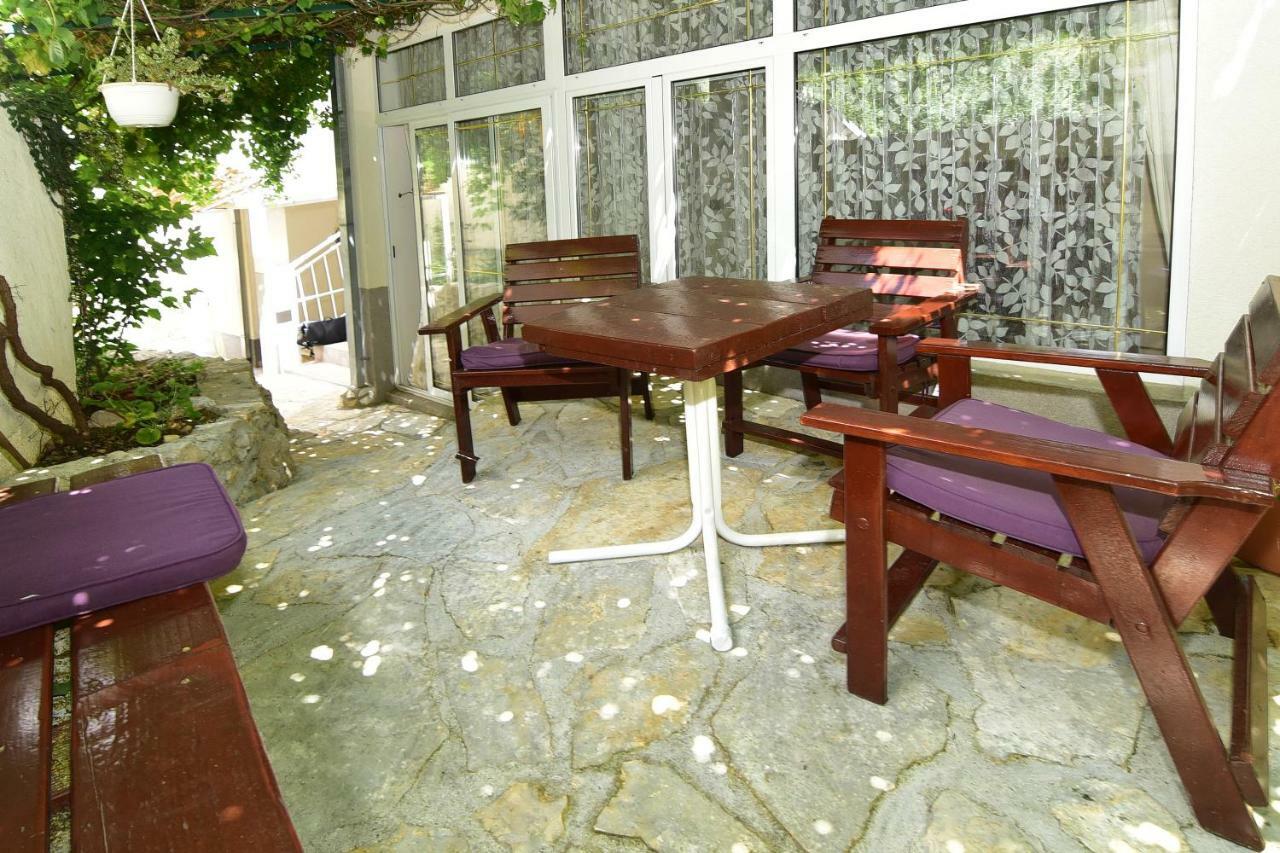 מאקרסקה Apartments Anica & Gabriela מראה חיצוני תמונה